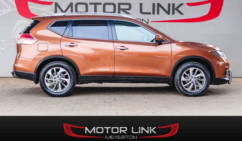 Nissan X-Trail SE full