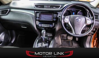 Nissan X-Trail SE full