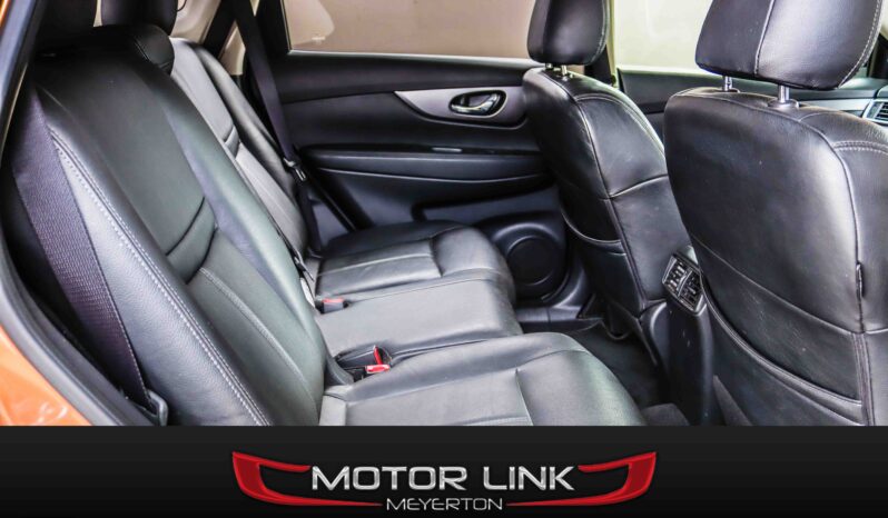 Nissan X-Trail SE full